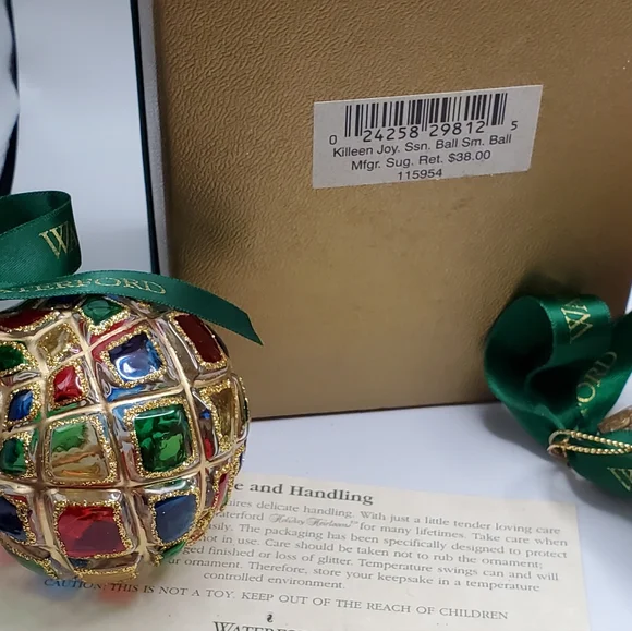 Waterford Holiday Heirlooms Joyous Season Balls (2) - Picture 10 of 11